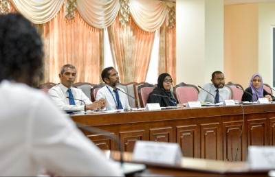 އެޗްޑީސީގެ 10 ބިލިއަނުގެ ލޯނުން 6 ބިލިއަން ހިޔާ މަޝްރޫއަށް