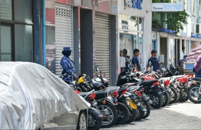 މަގުމަތިން އަންހެނަކާ ފޮށުނު ކަމަށް ބުނާ މީހާ ހައްޔަރުކޮށްފި