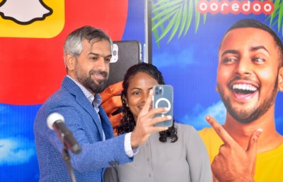 އުރީދޫން ސްނެޕްޗެޓާ ގުޅިގެން ދިވެހިވަންތަ ލެންސަކާއި ފިލްޓަރެއް ތައާރަފުކޮށްފި
