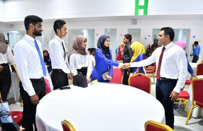 ތަހައްމަލް ކުރުމުގެ ސިފަ ޒުވާނުންގެ ހުންނަން ޖެހޭ: ނައިބު ރައީސް