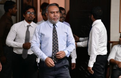 އަރީފު ސުޕްރީމް ކޯޓުގެ ދިފާއުގައި، ޖޭއެސްސީގެ މެމްބަރުން އިދިކޮޅު!