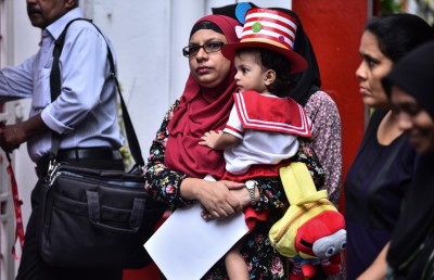 އެއް އަހަރުގެ ކުދިން ސްކޫލަށް ވެއްދުން ރަނގަޅެއް ނޫން: މެމްބަރުން