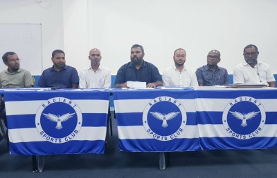ރޭޑިއަންޓުގެ ވާހަކަތަކާ އެކު ނިއުގެ ސަޕޯޓަރުން ސޯޝަލް މީޑިއާގައި ފޯރިގަދަކޮށްލައިފި