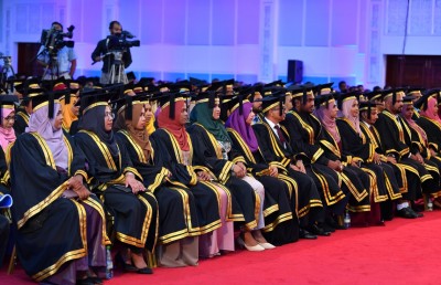 އިންޓްރަސްޓް ކުޑަ ސްޓޫޑެންޓް ލޯނަށް ބަދަލުކުރަން ހުޅުވާލައިފި