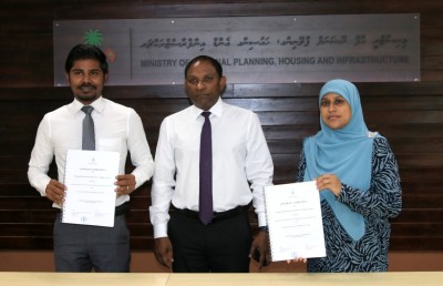 ގއ. ވިލިނގިލީގެ މަގުތަކުގައި ތާރު އަޅަން 98 މިލިއަން ރުފިޔާ އަށް އާރްޑީސީއާ ހަވާލުކޮށްފި