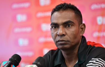 އެންމެ ފަހުގެ ޗެމްޕިއަންކަމަކީ ހަމައެކަނި ނަމެއް: އާތީ
