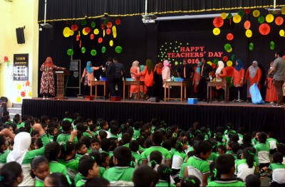 މި މުސާރައަކީ ހެޔޮބަދަލެއް ކަން ޓީޗަރުން ގަބޫލުކުރާނެ ކަމަށް އުއްމީދުކުރަން: ރައީސް