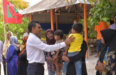 މާހިންގެ އެދުން ނައިބު ރައީސަށް: މޮޅަދޫ ބަނދަރު ހަދައިދީ!
