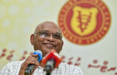 ވިކްޓަރީގެ ރައީސަކަށް ކަކާގެ ހުސައިން އާދަމް، ބޯޑަށް މެންބަރު ނިޔާ