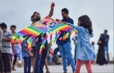 ކަލަ ރަން: އައްޑޫ އަށް ފޯރިގަދަ ހަފުތާ ބަންދެއް