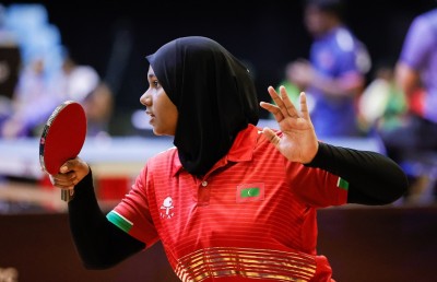 މިޝްކާ ޕްރެޝަރުން ނުކުމެ ނޭޕާލާ ދެކޮޅަށް ރާއްޖެ މޮޅުކޮށްދީފި