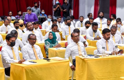 ބޮމުގެ ހަމަލާއަށް ފަންޑުކުރި މީހުން ނުހޯދޭތީ ކަންބޮޑުވޭ: އެމްޑީޕީ