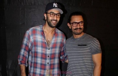 އާމިރާއި ރަންބީރް އެކުގައި މަސައްކަތްކުރަނީ