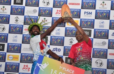 ހޫދު: މޫދުން އުފަންވި ހަޔާތުގައި ޗެމްޕިއަނަކަށް