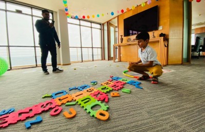 އެސްޓީއޯގެ މުވައްޒަފުން އޮފީހުގައި ހޭދަކުރީ ދަރިންނާ އެކު