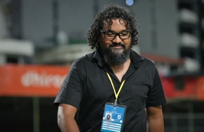 ފޯކައިދޫން ގަދަފަދަ މާޒިޔާ ހިފަހައްޓައިފި