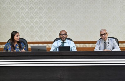 މުސާރަ ބޮޑުކުރީމަ ބައެއް ޕްރިންސިޕަލުންނަށް ވަނީ ގެއްލުން