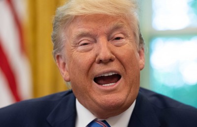 އީރާނުން ދަނީ "އަލިފާނާ ކުޅެމުން": ޓްރަމްޕް