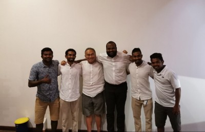 މުވައްޒަފުން ވަކިނުކުރަން ނިންމުމުން ހަޅުތާލު ހުއްޓާލައިފި