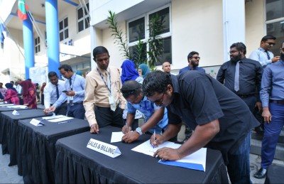 ކޮރަޕްޝަނާ ދެކޮޅަށް މަސައްކަތްކުރަން ފެނަކަ މުވައްޒަފުން އިގުރާރުވެއްޖެ