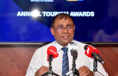 ޓޫރިޒަމް ދާއިރާއިން 12 އެވޯޑް، ކުރިމަތިލާން އަންނަ މަހު ހުޅުވައިލަނީ