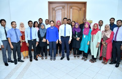 މުސާރަ ބޮޑުކޮށް އިނާޔަތްތައް ހަމަޖައްސައިދޭން ޕްރިންސިޕަލުން އެދެފި
