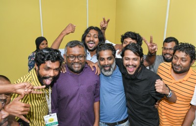 ފައްޔާޒު، އާއްމު މެމްބަރުންނަށް: "ވަރުގަދަ ނިންމުމަކުން ތި ދެއްކީ ޑިމޮކްރަސީގެ މިސާލެއް"