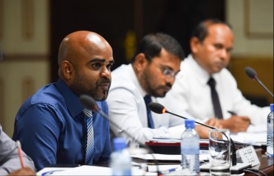 އޭސީސީގެ ރައީސްކަމަށް މުއައްވިޒު ހޮވައިފި