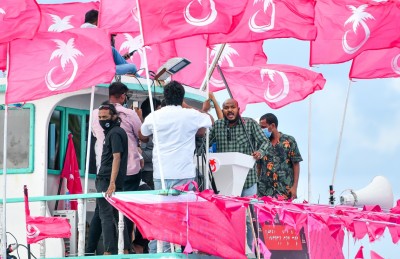 ޔާމީނާ ދެކޮޅަށް ޕާޓީގެ ބަޔަކު އުޅޭ ކަމަށް ނަހުލާ މިއަޅުވަނީ ކޮން ތުހުމަތެއް؟