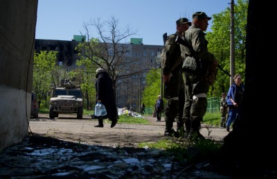 ޚަރްކީވުން ރަޝިޔާ ސިފައިން ފައިބަން ފަށައިފި