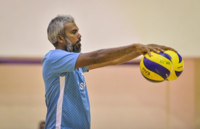 ރާއްޖޭގެ ވޮލީ އަށް ބޭނުންވަނީ ދުރުރާސްތާ ޕްލޭނެއް: ކޯޗު