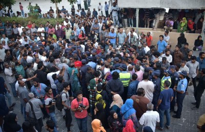 އެއްވެއުޅުން ހައްގަކަށް ވަނީ ވެރިކަން ލިބެންދެން؟