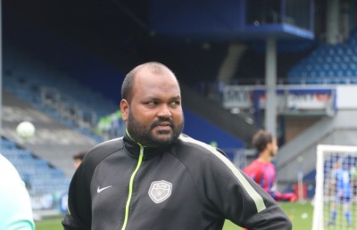 ލަންޑަންގެ ޑިސްޓްރިކް ލީގު ޓީމެއްގެ ކޯޗަކަށް އަލީ ވަހީދު