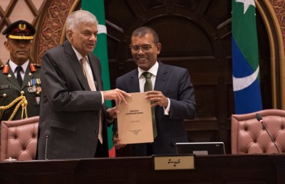 ލަންކާއަށް ބޭރުގެ އެހީ ހޯދަން އެ ގައުމުން ނަޝީދާ ހަވާލުކުރައްވައިފި