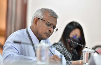 ރިސޯޓް ކުލި ކުޑަކުރުން: ގަވަރުނަރު ވިދާޅުވަނީ ލަންކާ އަށް ވީ ގޮތް ވެދާނެ ކަމަށް!