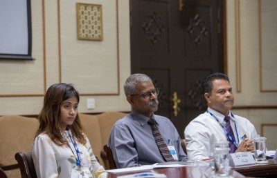 އަދުރޭ އާއި ރިޔާޒާ ގުޅުންހުރި ކުންފުނިތަކުން ފެނަކަ އަށް ތިން ގުނަ އަގު ބޮޑުކޮށް ތެޔޮ ވިއްކި: ސައީދު