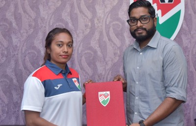 އައިއޯއައިޖީ އަށް ފަހު ޓޭބަލް ޓެނިސް ކުޅުން ހުއްޓާލަން މުއީނާ ނިންމައިފި!