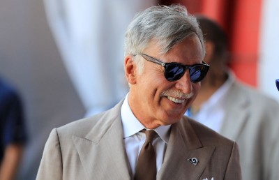 އާސެނަލްގެ ވެރިޔާއާ ދެކޮޅަށް ސަޕޯޓަރުން ތެދުވެއްޖެ