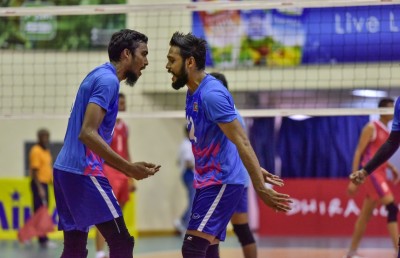 ސާބިއާ ކޭމްޕުން ފިރިހެން ވޮލީ ޓީމަށް ކުރިއެރުން