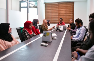 އިތުބާރާ އެކު "މިހާރު" އާ ވިސްނުންތަކަކަށް