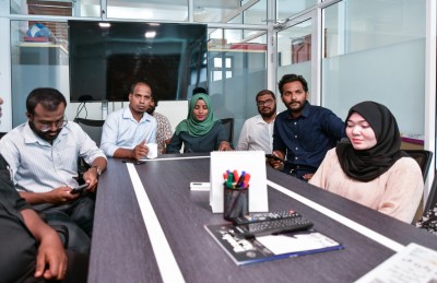 އިތުބާރާ އެކު "މިހާރު" އާ ވިސްނުންތަކަކަށް