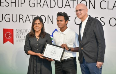 ފޯ ސީޒަންގެ ތަޖުރިބާ އާއި ތަމްރީނު 700 ދަރިވަރަކަށް