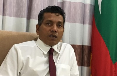 އައްޑޫ މޭޔަރު އެދެނީ މާޔޫސް ނުވާން، އެކަމަކު މޭޔަރު ވެސް މާޔޫސް ވެފައި!