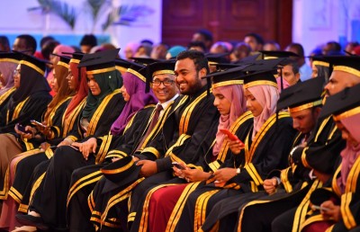 ސައުދީ ޔުނިވާސިޓީއެއްގެ ސްކޮލަޝިޕްތަކަކަށް ހުޅުވާލައިފި