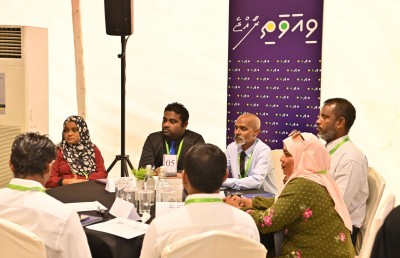 ކައުންސިލްތަކުގެ ބަޖެޓް އިތުރުކުރުމުގެ ހުށަހެޅުމަށް މަޝްވަރާކުރާނަން: ރައީސް