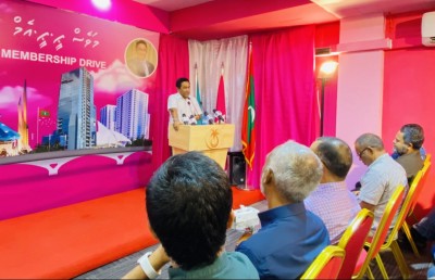 ވިލިމާލެ ބްރިޖް މިހާރު އަޅާކަށް ނުޖެހޭ، ގެއްލުން ވާނެ: ޔާމީން
