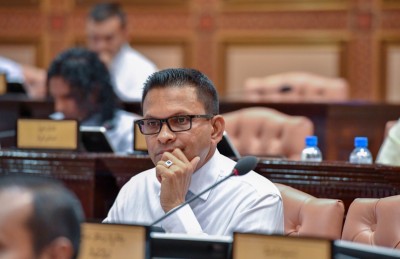 ކޯލިޝަން އޮތަސް ބިލްތައް ހުށަހަޅަނީ ޖޭޕީއާ މަޝްވަރާނުކޮށް: ނާޒިމް