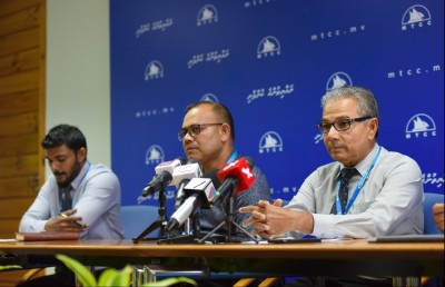 ބެޓެރީން ދުއްވާ މިނީ ބަސްތަކެއް ގެނެސް ދަތުރުތައް ފަށަނީ