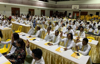 އެމްޑީޕީގައި ތިބި އެހެން ޕާޓީތަކުގެ މެމްބަރުން ވަކިކުރަނީ