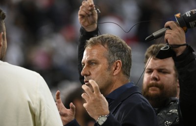 ޖަރުމަންގެ ފުޓްބޯޅައިގެ ތާރީހީ ރެކޯޑެއް ފްލިކް މުގުރާލައިފި